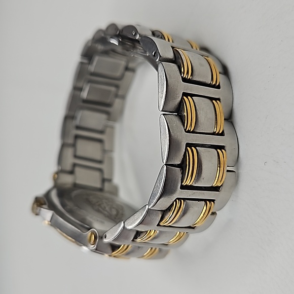 Authentic Gucci Watch 9040 M Mens Dial Quartz Two-Tone Link Date Watch - Picture 6 of 16